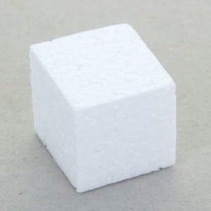 Пенопластовая основа в форме кубика 2,5 см х 2,5 см х 2,5 см